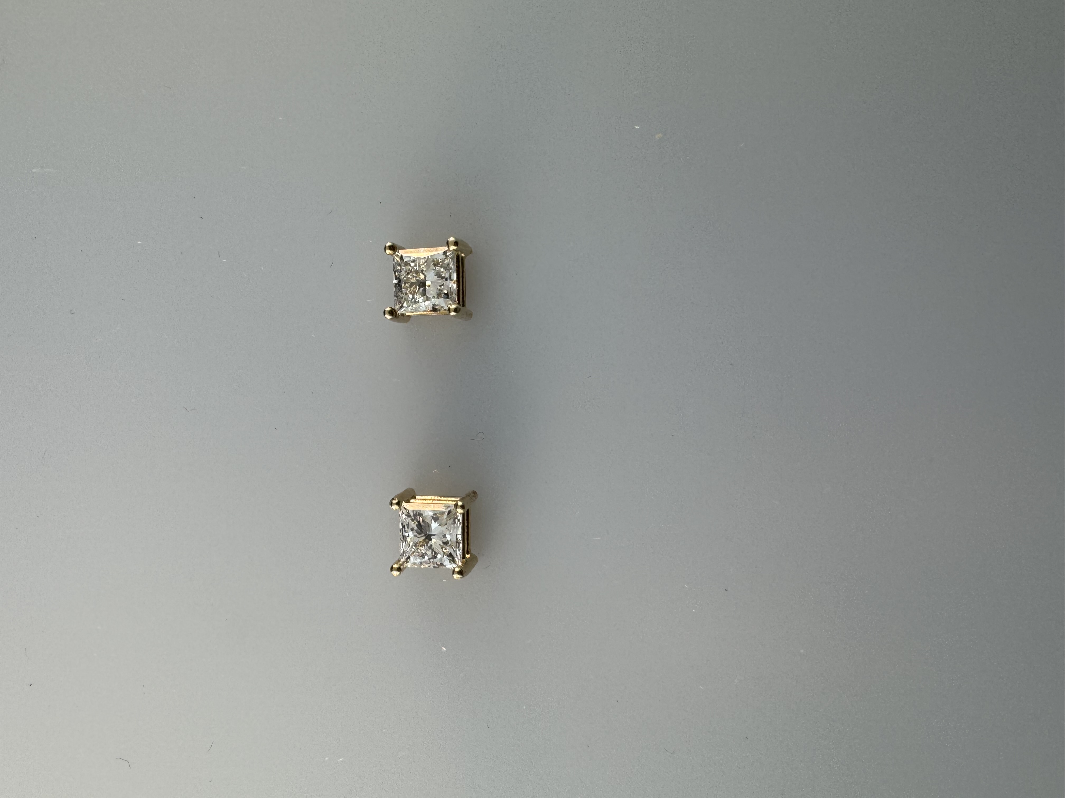 1.47 ct total weight lab grown princess cut