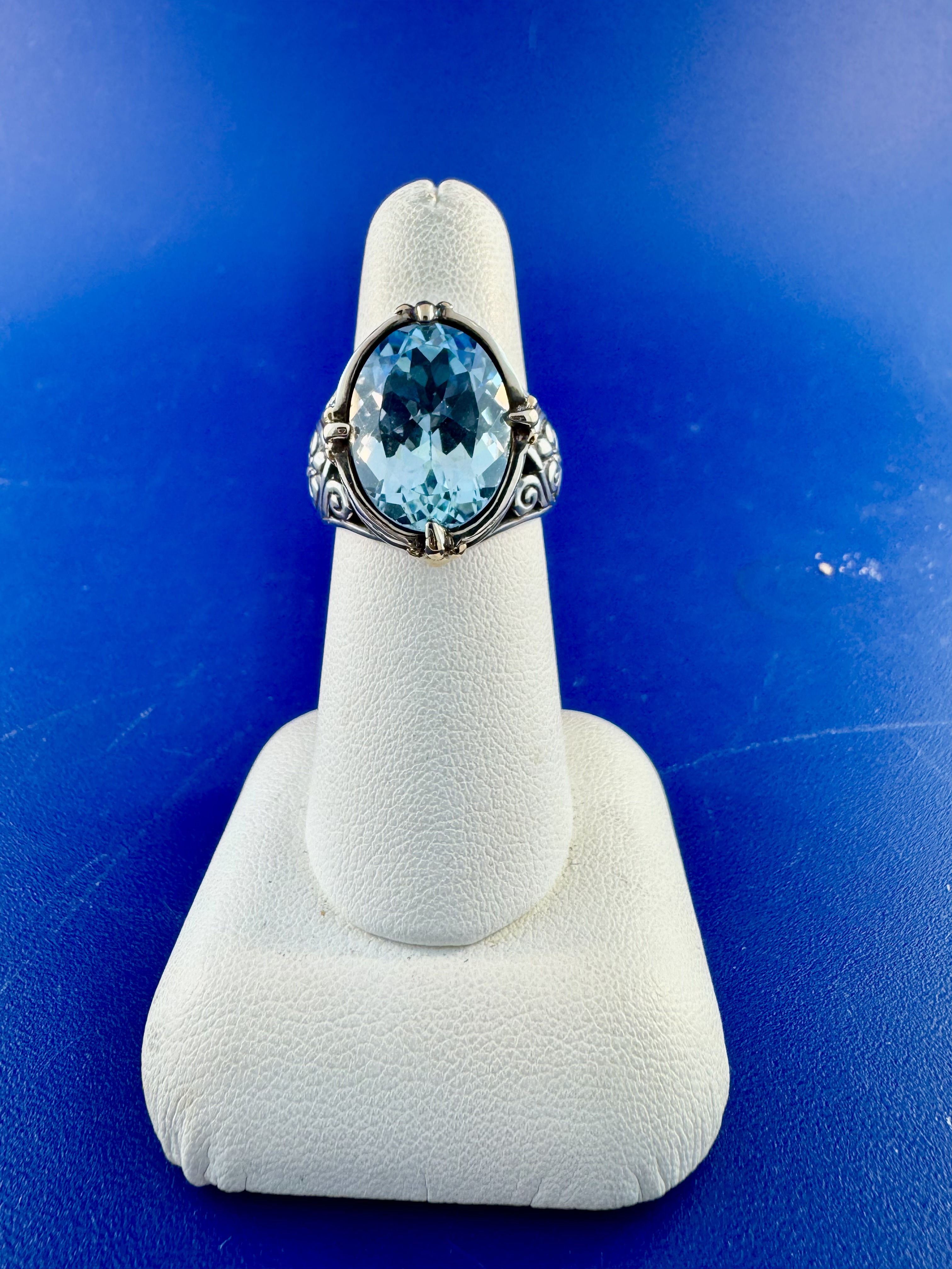Sterling silver and 18kt blue topaz ring