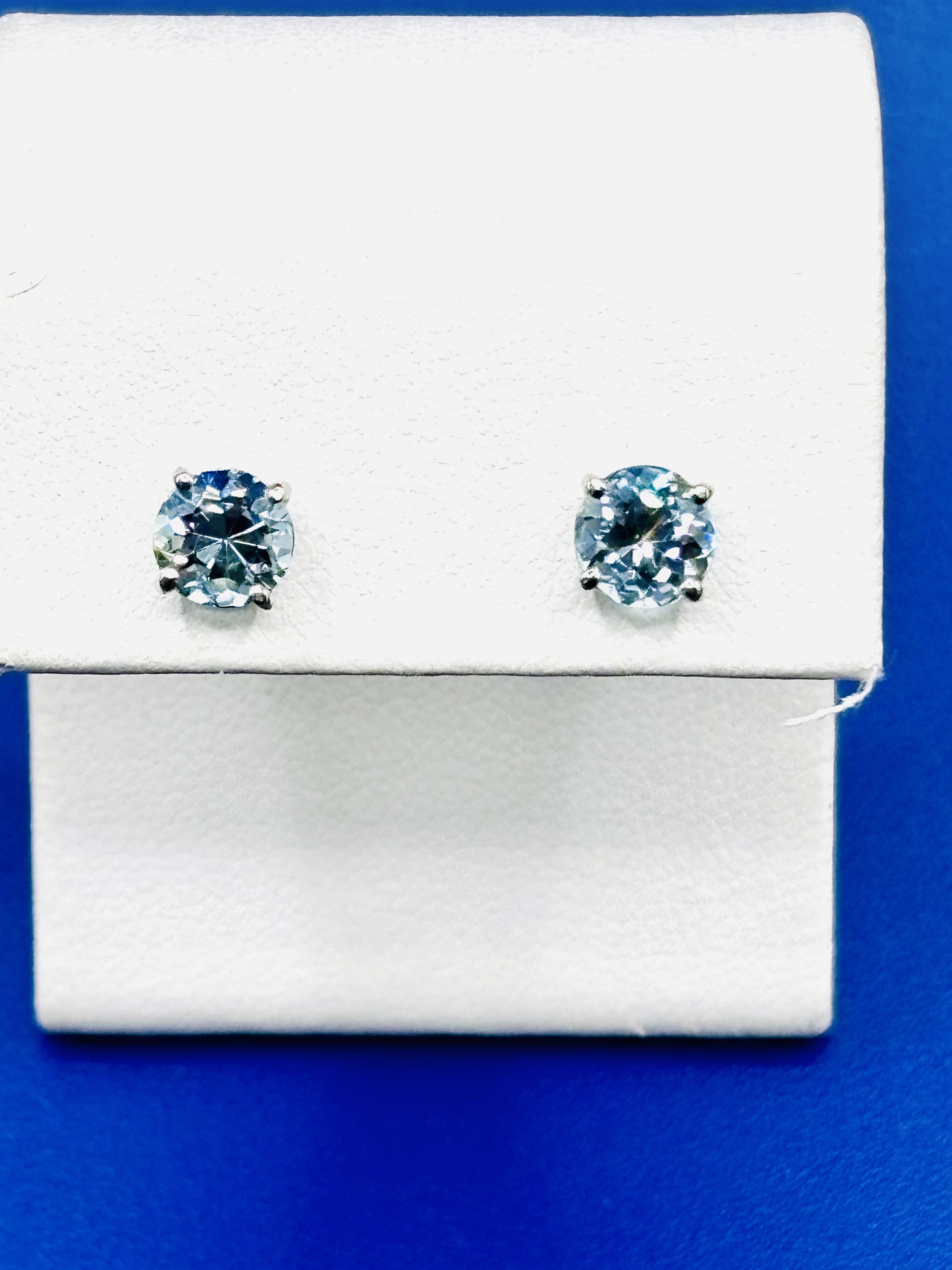 Aquamarine Round Studs